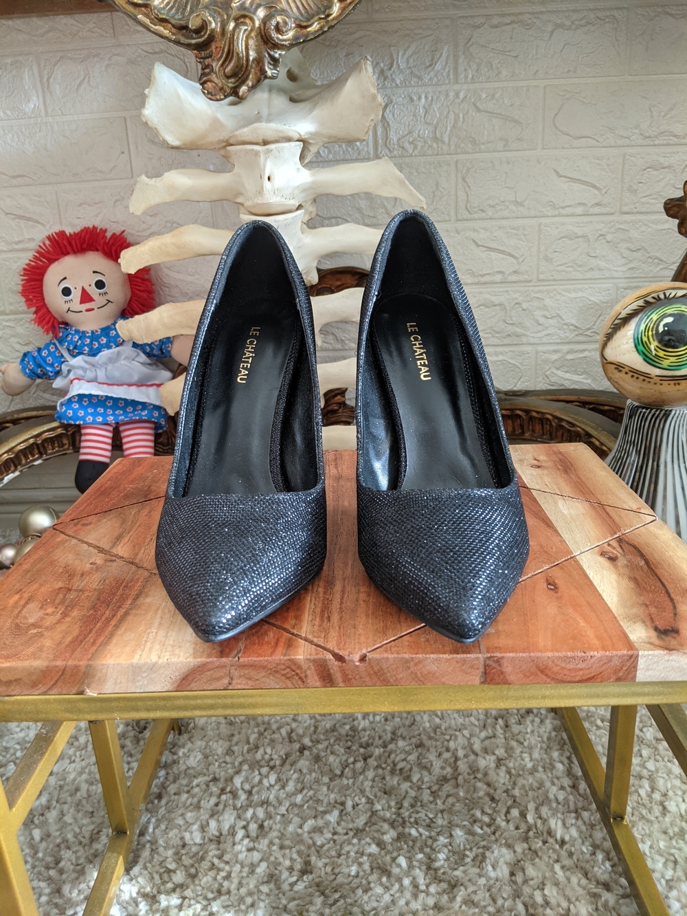 Le Chateau Black Glitter Pointed Toe Pumps Heels